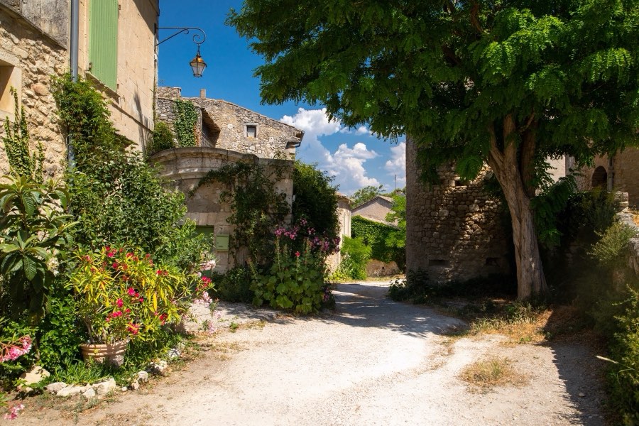 France, Summer 2019. Photograph by Jordy Meow, 22/36