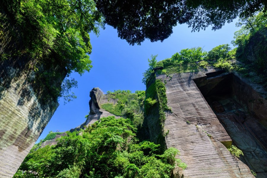Chiba, Summer 2015, Japan. Photograph by Jordy Meow, 67/229