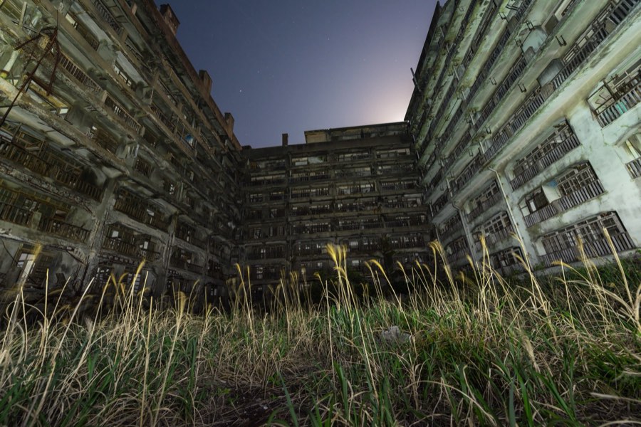 Nagasaki, Spring 2012, Japan. Photograph by Jordy Meow, 22/25