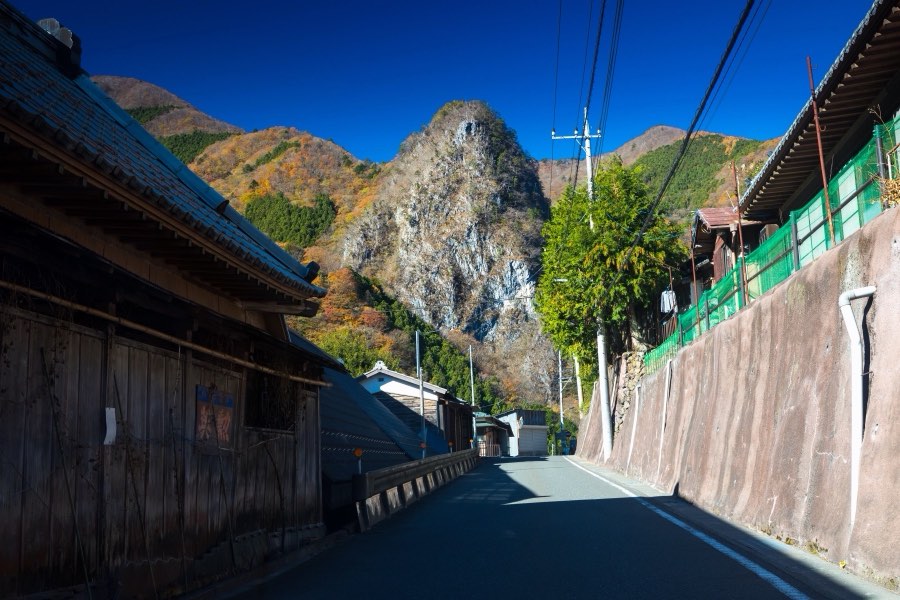 Yamanashi, Autumn 2017, Japan. Photograph by Jordy Meow, 20/25