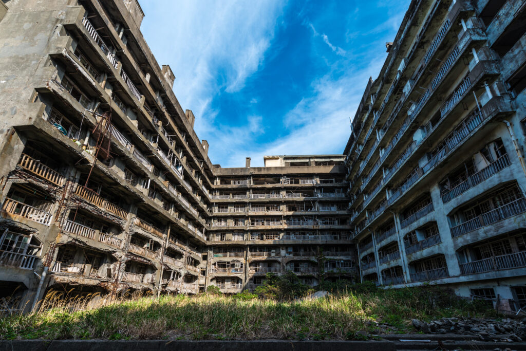 Gunkanjima (軍艦島) | Jordy Meow